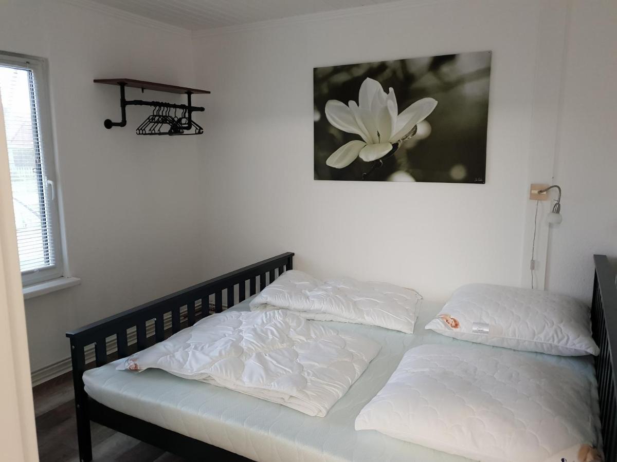 Ferienwohnung Lindenstrasse 8L Flessenow エクステリア 写真