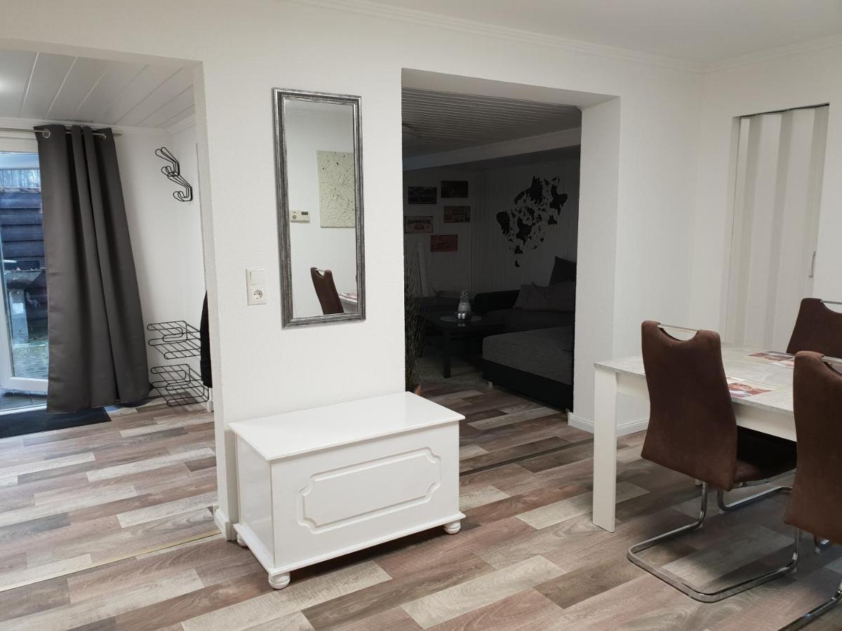 Ferienwohnung Lindenstrasse 8L Flessenow エクステリア 写真
