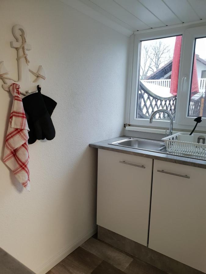 Ferienwohnung Lindenstrasse 8L Flessenow エクステリア 写真
